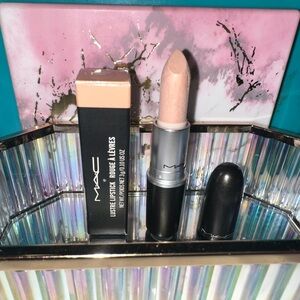 MAC Cosmetics Gossamer Wing Lustre Lipstick